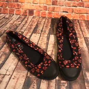 Ladies Emily the strange By TUK slip on shoes Sz.6
